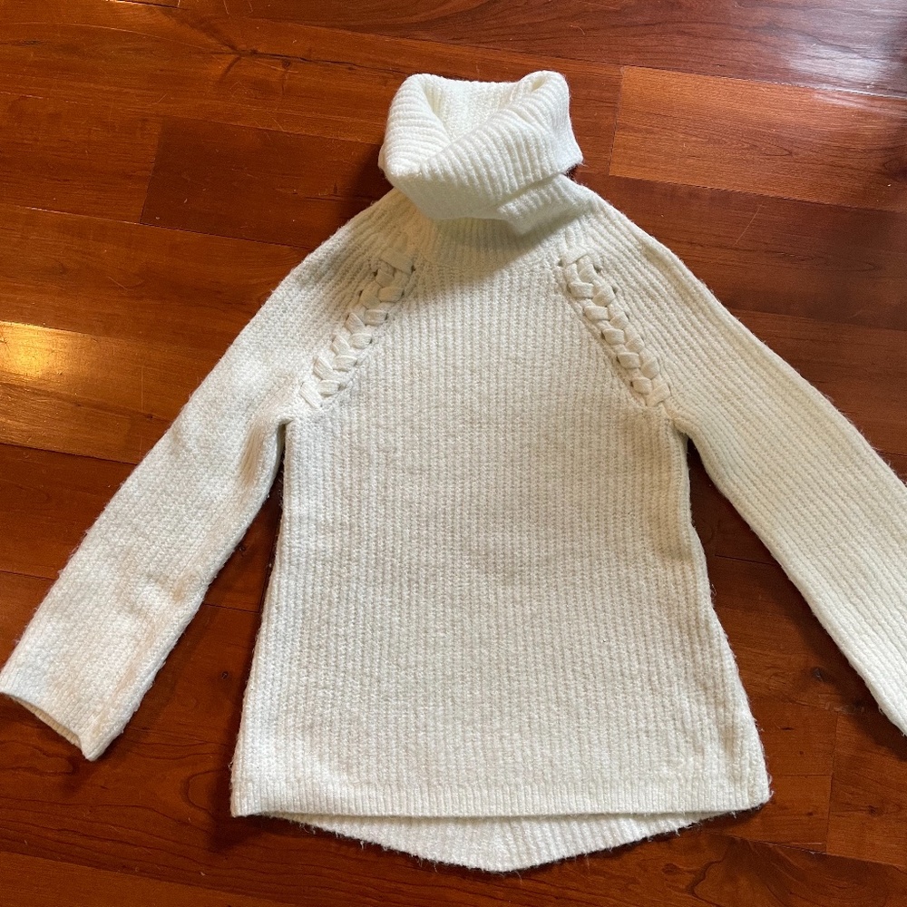 MOTH White sweater